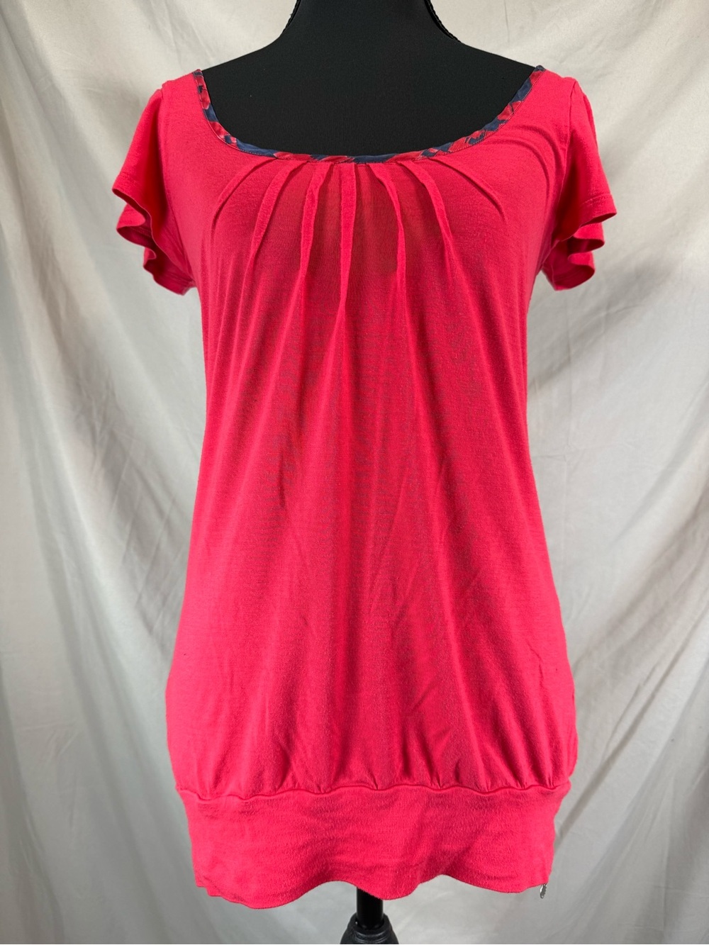 Ted Baker Short‎ Sleeve Ruffle Blouse - Red - Size 1 (Small)